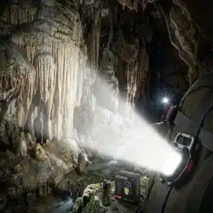 Linterna con mosquetón