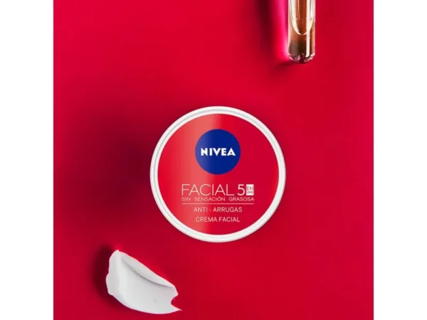 599317-800-600 5 EN 1 NIVEA CREMA CUIDADO ANTIEDAD 50ml