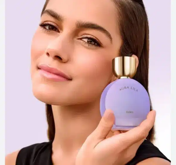 Aura Lila Esika Mujer