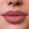 labial líquido Vogue Resist A Prueba De Besos 14 horas